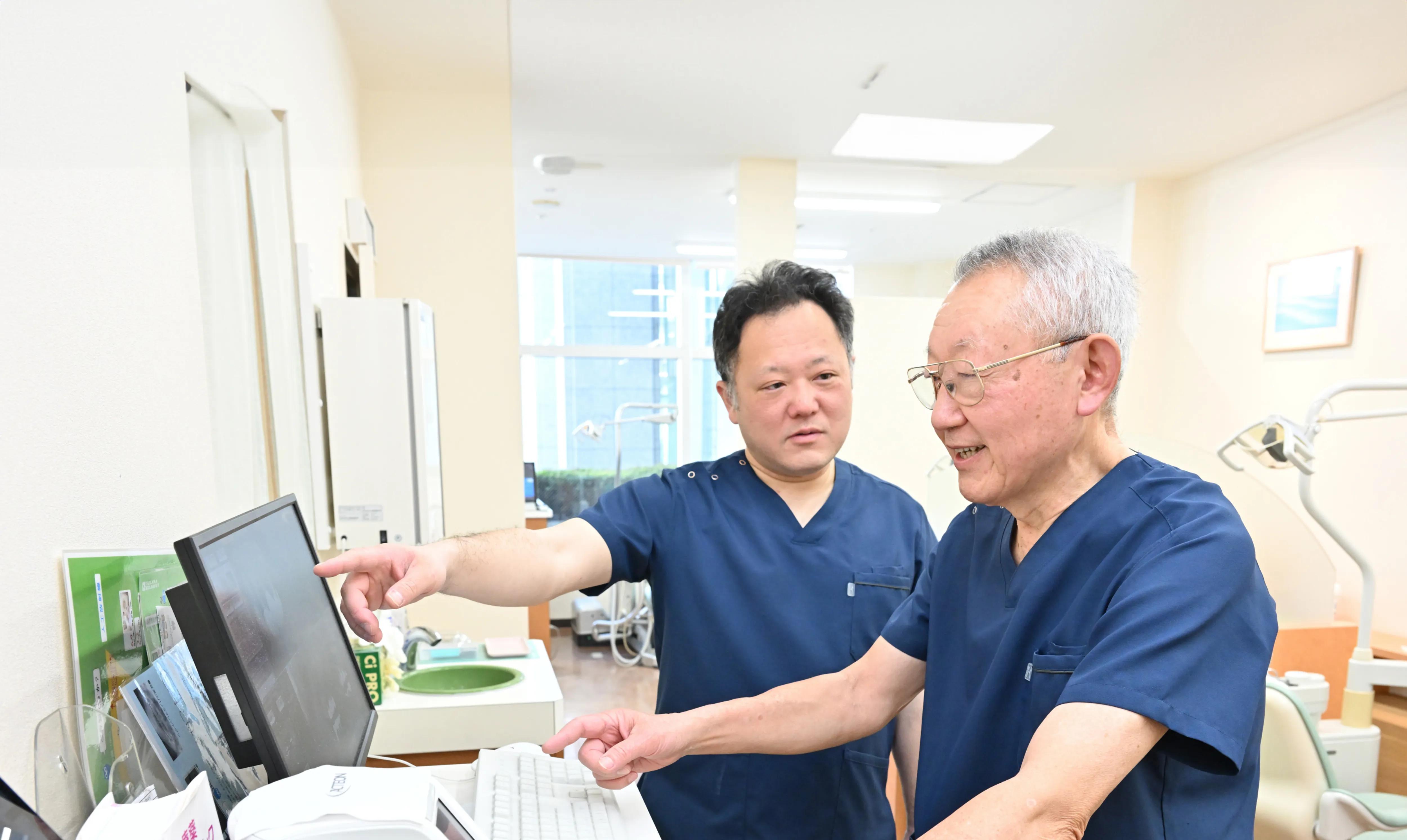 CureからCareまで皆様のお口の健康のお手伝いをいたします。